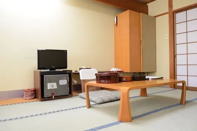 Traditional Oda, Ortak Banyo (Japanese Style, Run of House)