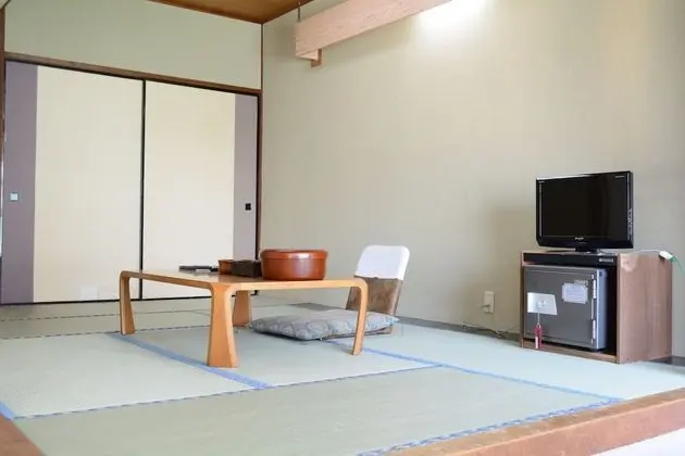 Traditional Oda, Ortak Banyo (Japanese Style, Run of House)