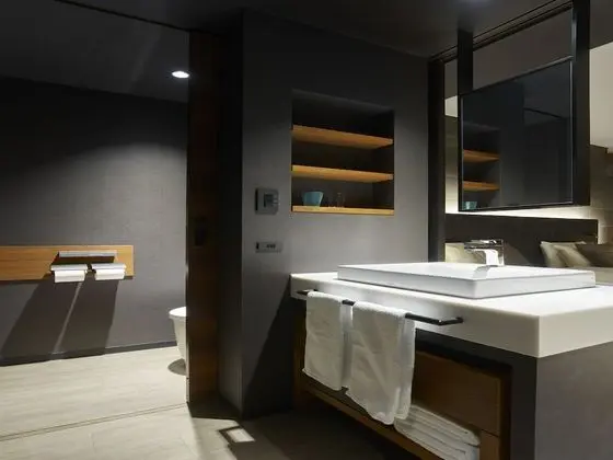 Superior İki Ayrı Yataklı Oda, Sigara İçilmez, Köşe (for 3 Guests, with balcony)