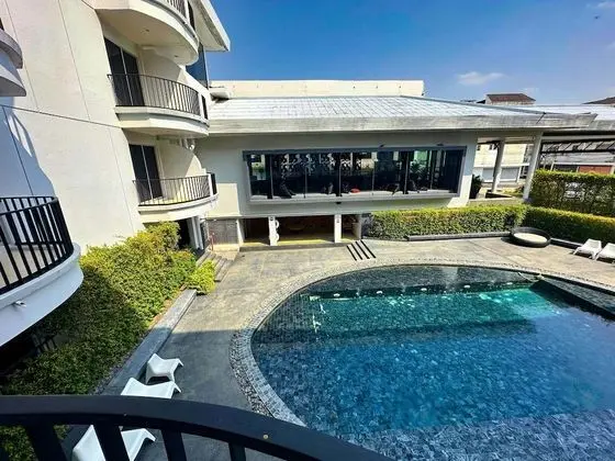 Deluxe Tek Büyük Yataklı Oda, Balkon