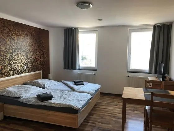 Tek Büyük Yataklı Oda