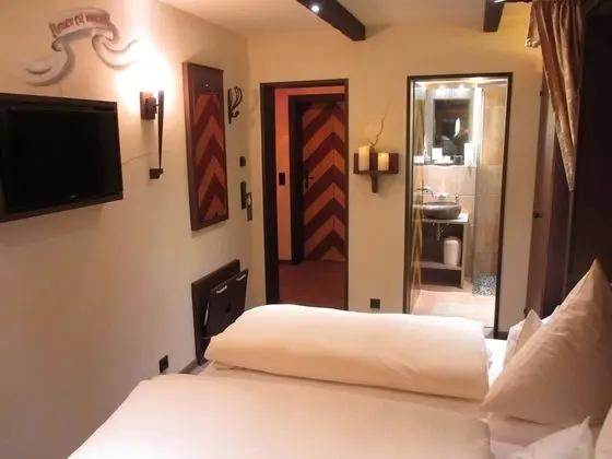 Süit, Birden Çok Yatak, Sigara İçilmez, Göl Manzaralı