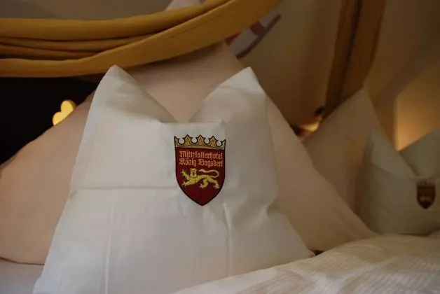 Tek Büyük Yataklı Oda, 1 En Büyük (King) Boy Yatak, Sigara İçilmez