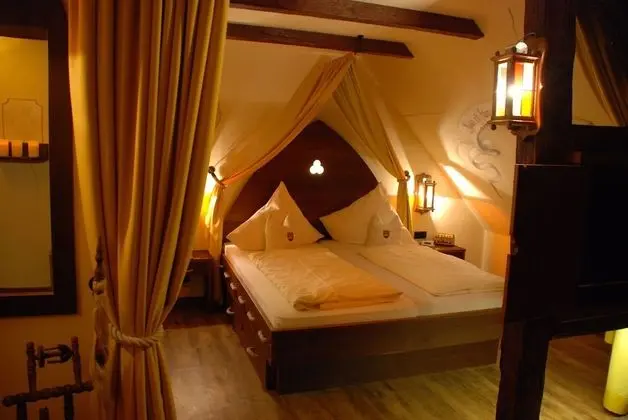 Tek Büyük Yataklı Oda, 1 En Büyük (King) Boy Yatak, Sigara İçilmez, Göl Manzaralı