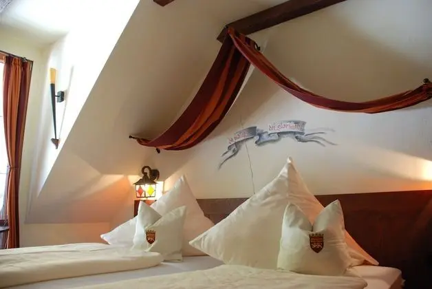 Tek Büyük Yataklı Oda, 1 En Büyük (King) Boy Yatak, Sigara İçilmez, Göl Manzaralı