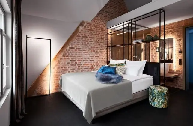 Comfort Tek Büyük Yataklı Oda