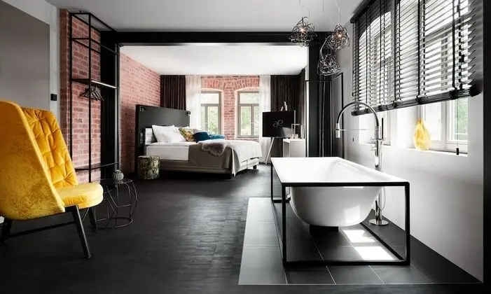 Deluxe Tek Büyük Yataklı Oda