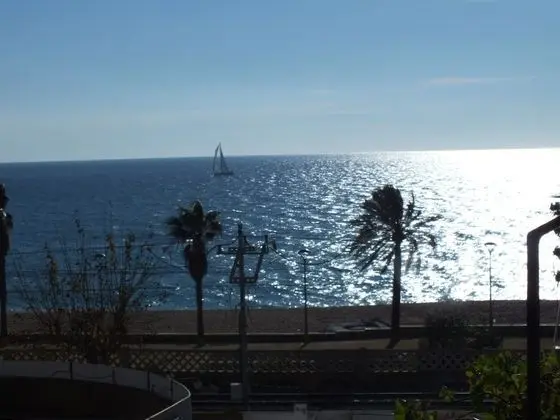 Tek Büyük Yataklı Oda (with extra bed)