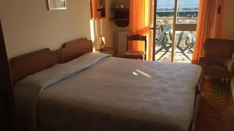 Economy Tek Büyük Yataklı Oda