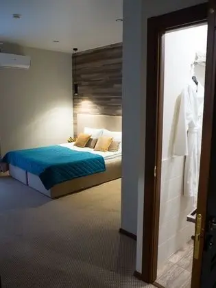 Superior Tek Büyük veya İki Ayrı Yataklı Oda