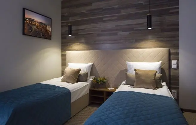 Superior Tek Büyük veya İki Ayrı Yataklı Oda