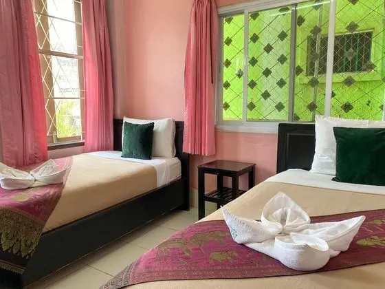 Twin Room with Private Bathroom