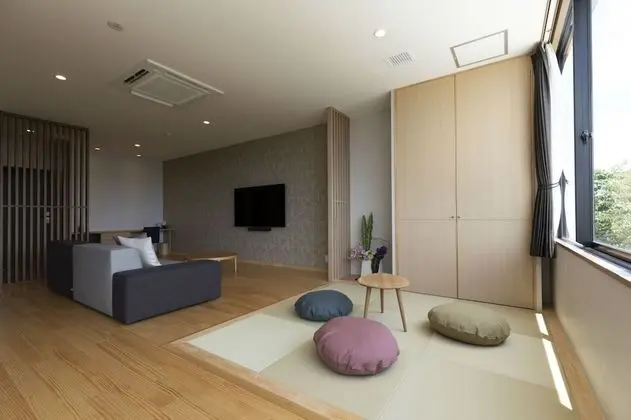 Traditional Üç Kişilik Oda, Sigara İçilmez (Japanese-Western Luxury)