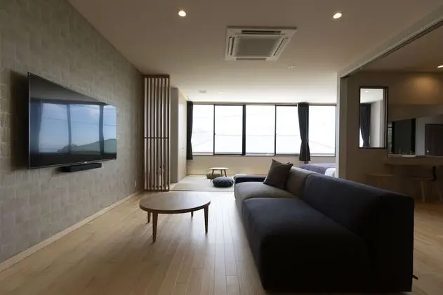Traditional Üç Kişilik Oda, Sigara İçilmez (Japanese-Western Luxury)