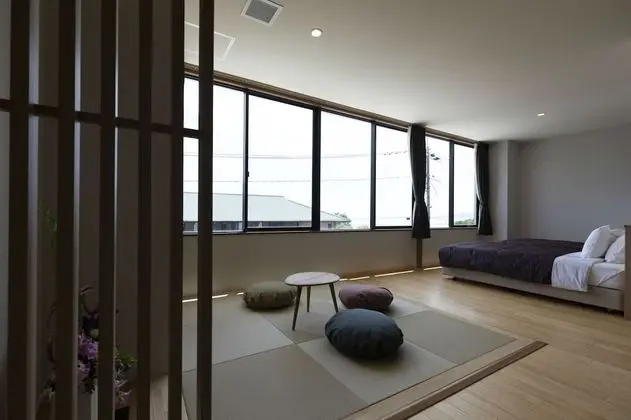 Traditional Üç Kişilik Oda, Sigara İçilmez (Japanese-Western Luxury)