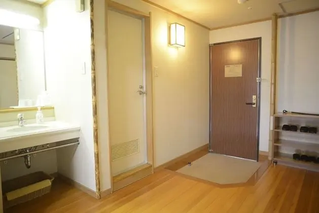 Traditional Oda, Özel Banyo (Japanese Style 5 guests, Forest View)