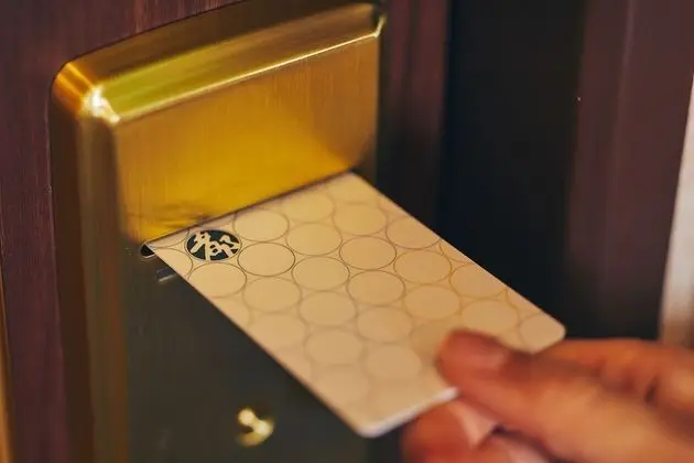 Tek Büyük Yataklı Oda, 1 Büyük (Queen) Boy Yatak, Sigara İçilmez, Ek Bina (South Wing)