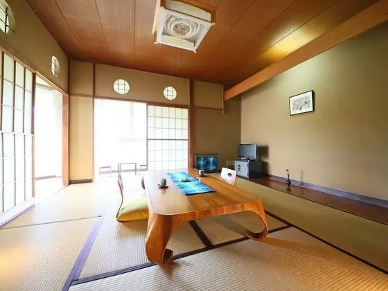 Traditional Oda