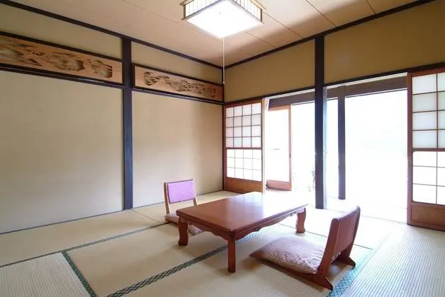 Traditional Oda (Japanese Style, for 4 Adults)