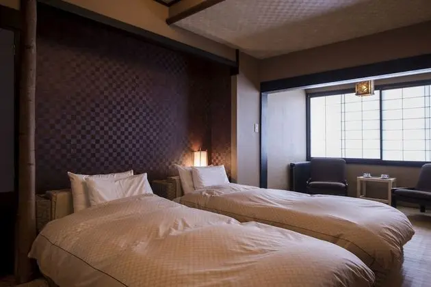 Oda (Japanese Western Style, 3 Futons)