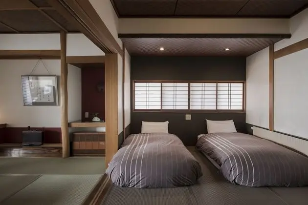 Oda (Japanese Western Style, 3 Futons)