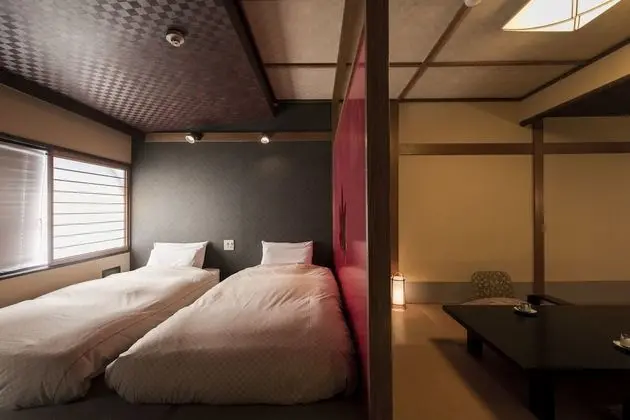 Oda (Japanese Western Style, 3 Futons)