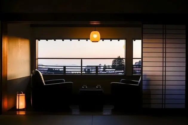 Oda (Japanese Western Style, 3 Futons)