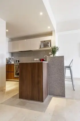 Apart Daire, 2 Yatak Odası, Sigara İçilmez
