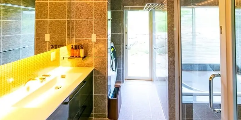 Villa (for 2-6 Guests, Sea Suite)