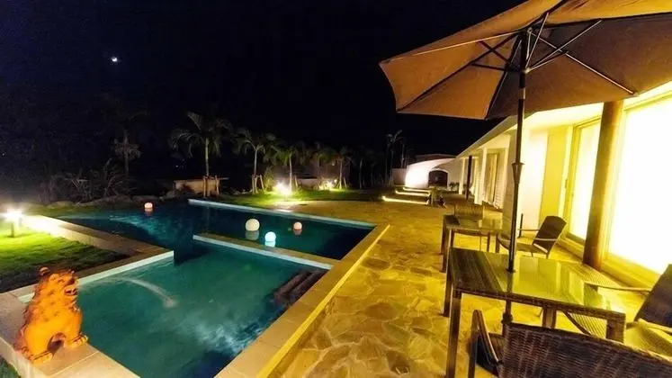 Villa (2-6 Guests, Star Suite)