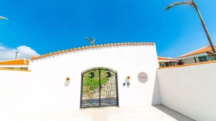 Villa (for 2-6 Guests, Sun Suite)