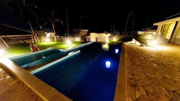 Villa (for 2-6 Guests, Sun Suite)