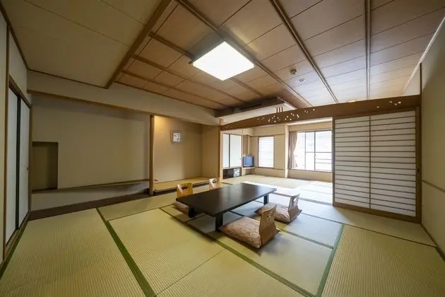 Traditional Oda