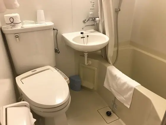 Tek Kişilik Oda, Sigara İçilebilir