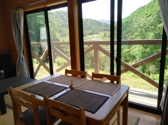 Kulübe (River Side, up to 7 People)