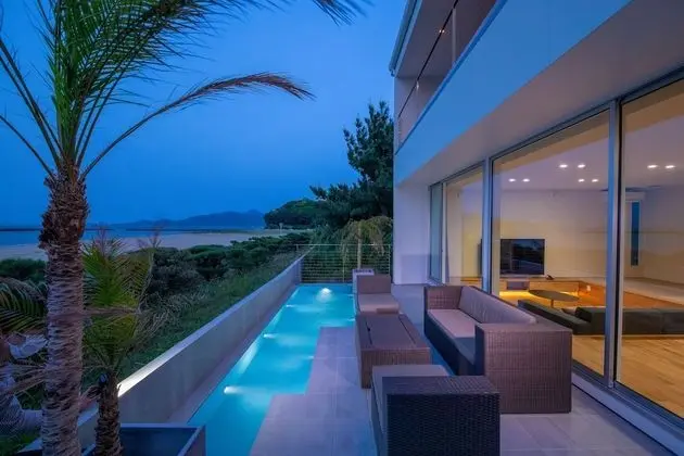 Villa (NAMISHIZUKA, Deluxe Meals Included)