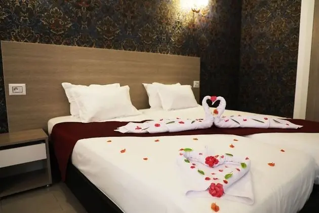 Grand Oda, Sigara İçilmez
