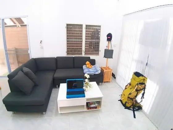 MJ Couch 1or2 Person in my living room