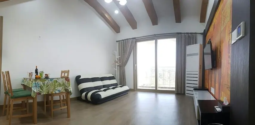 Family Oda, Sigara İçilmez, Dağ Yamacı