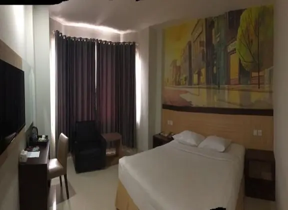 Deluxe Tek Büyük Yataklı Oda