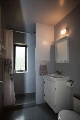 Basic Tek Kişilik Oda, Ortak Banyo