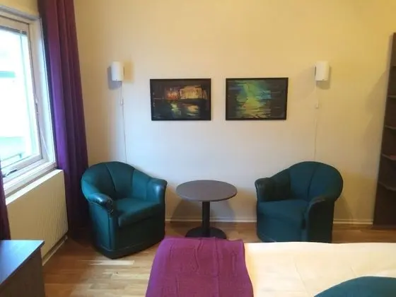 Standard Tek Büyük Yataklı Oda