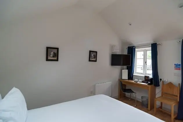Deluxe Tek Büyük Yataklı Oda, Banyolu/Duşlu, Avlu Manzaralı