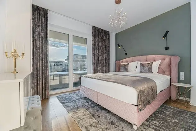 Business Studio With Balcony