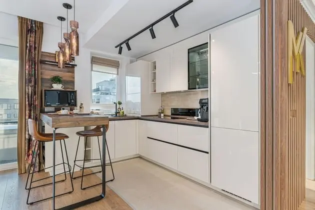 Business Studio With Balcony