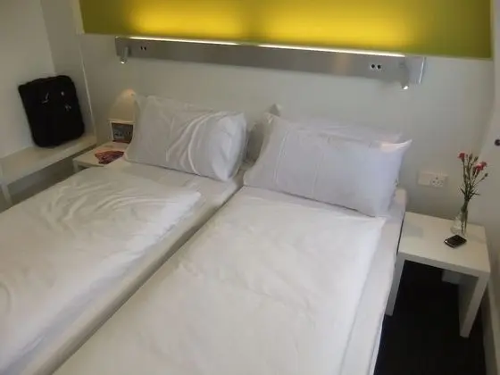 Standard Tek Büyük Yataklı Oda