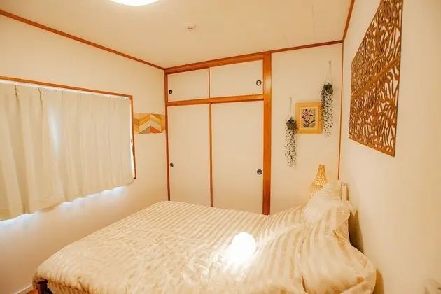 Ev (For 1 to 10 Guests)