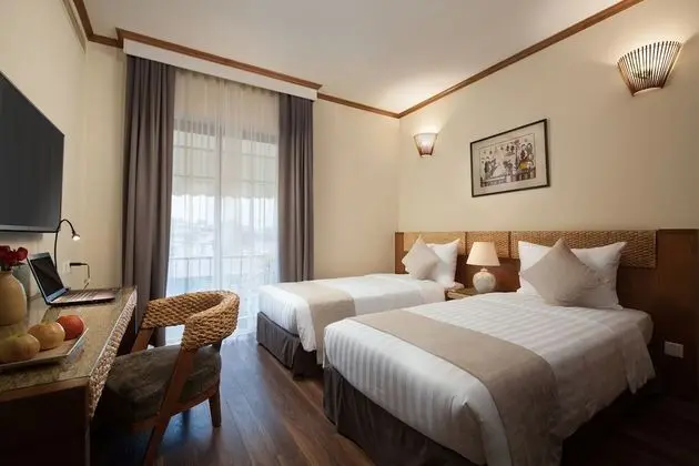 Deluxe Tek Büyük veya İki Ayrı Yataklı Oda, Balkon