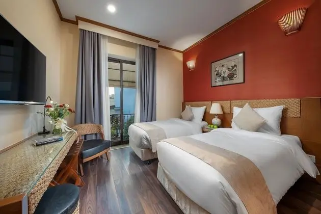 Deluxe Tek Büyük veya İki Ayrı Yataklı Oda, Balkon