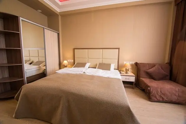 Deluxe Tek Büyük veya İki Ayrı Yataklı Oda